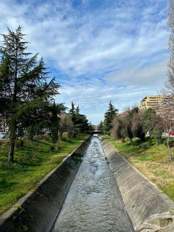 Mia Lake Apartament Tiranë Luaran gambar
